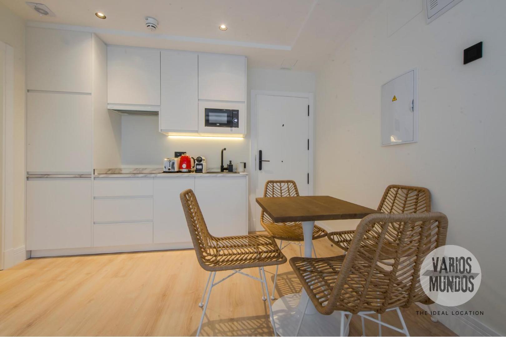 Malasana Luminosa Para 4, Descubre San Bernardo 20 E3 مدريد المظهر الخارجي الصورة